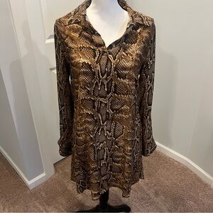 Karen Kane
Karen Kane Snake Print Shirt Dress. NWOT size XS brown.